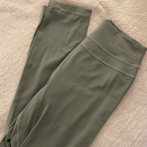 Whitney Simmons x gymshark sage green leggings - Picture 4 of 4